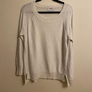 Old Navy Cream Crew Neck Sweater 🍁